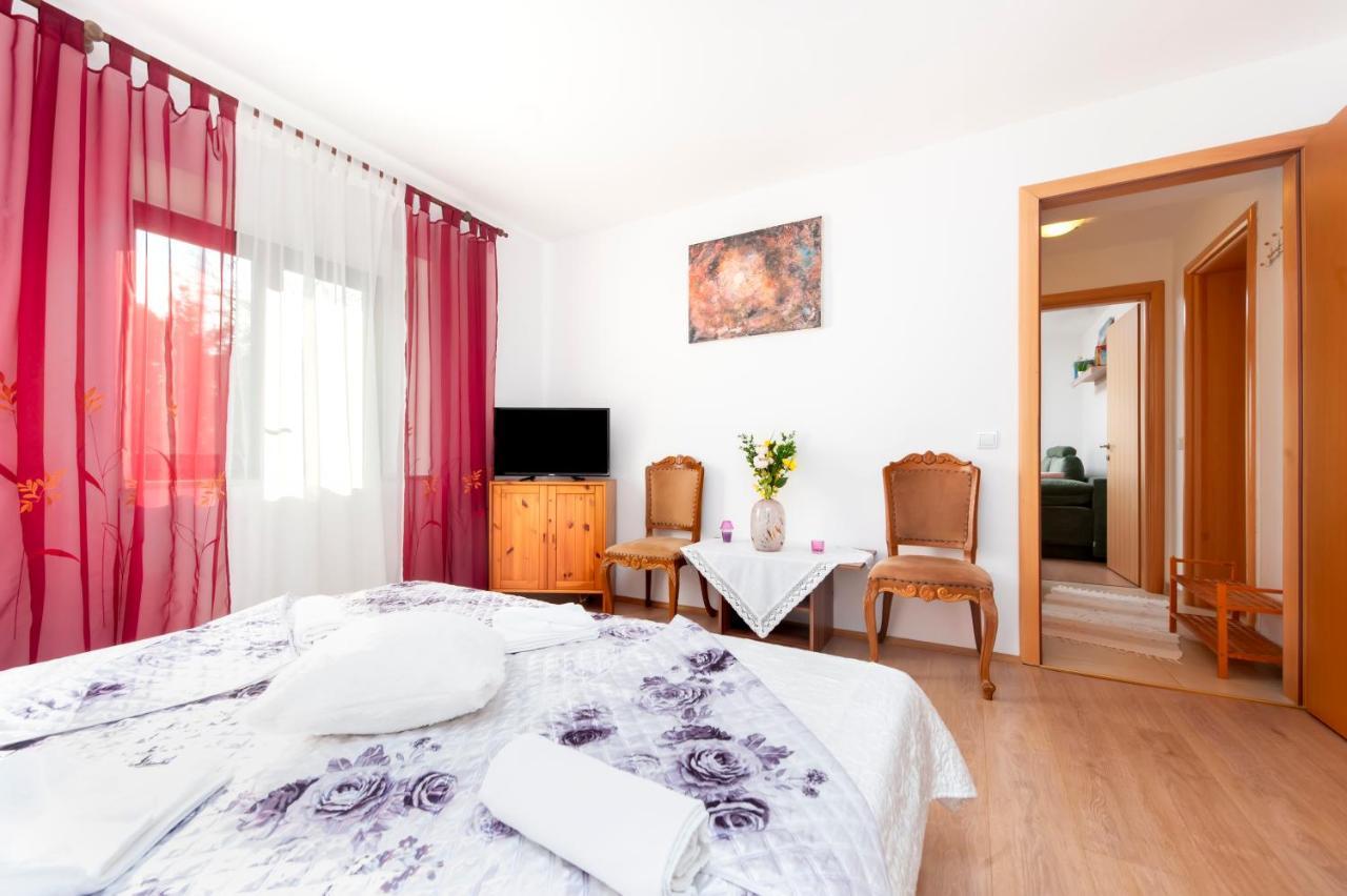 Apartment Roze Rovinj Eksteriør billede